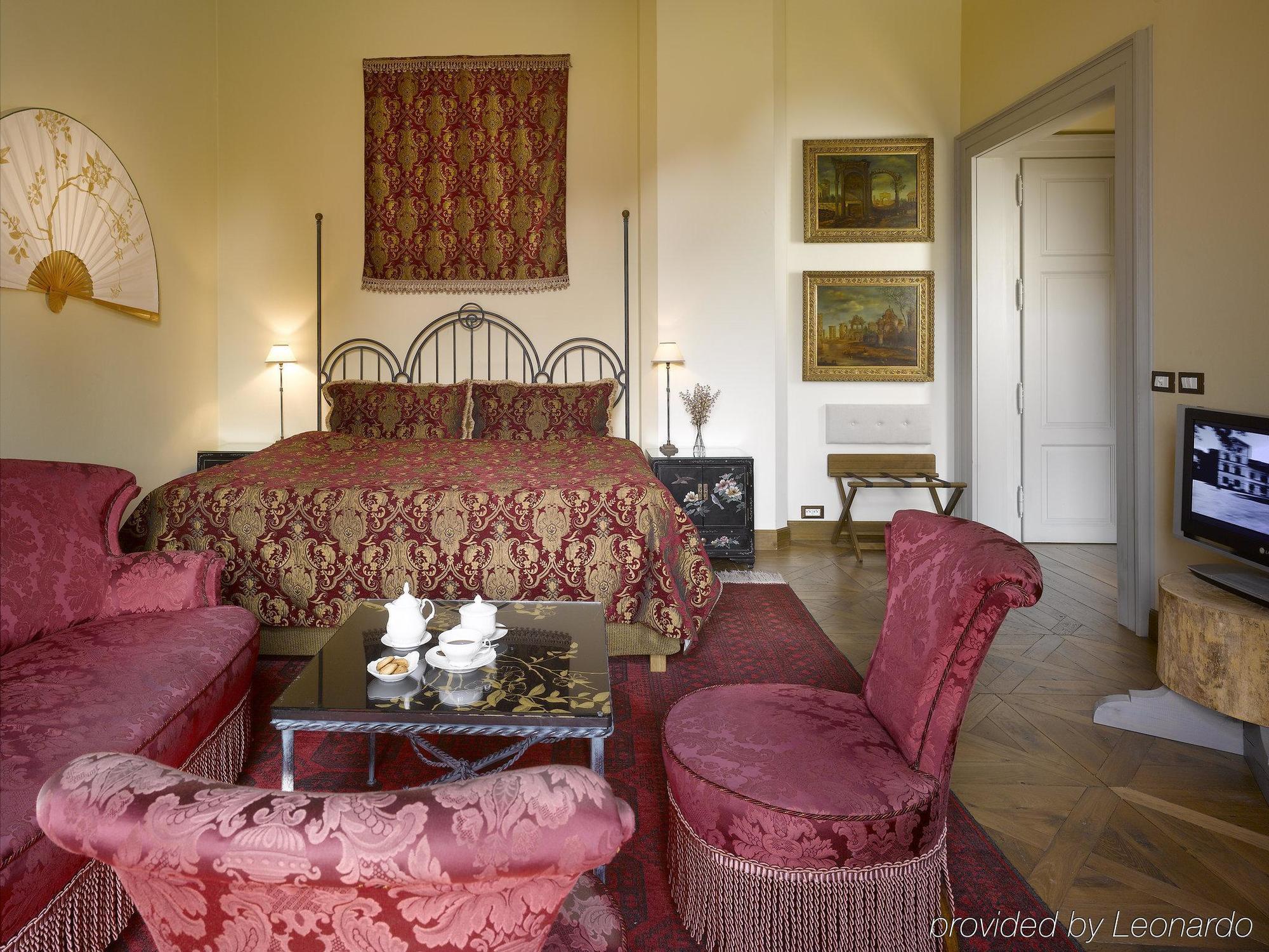 Chateau Mcely Стая снимка